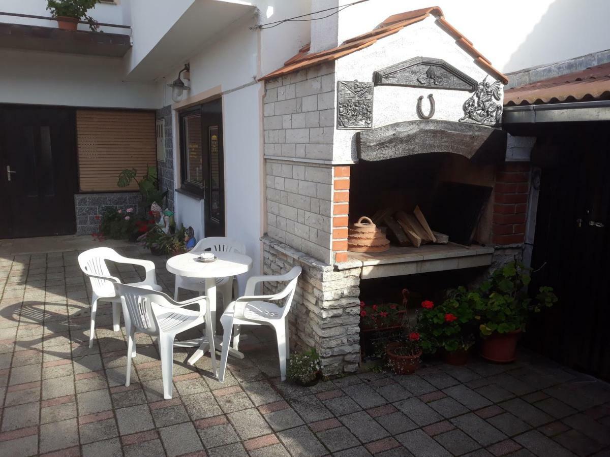 Apartmani Kristanic Karlovac Exteriér fotografie