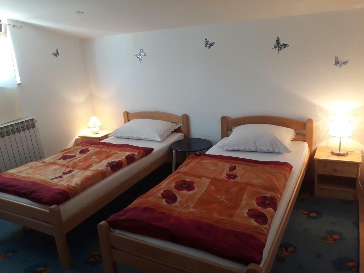 Apartmani Kristanic Karlovac Exteriér fotografie