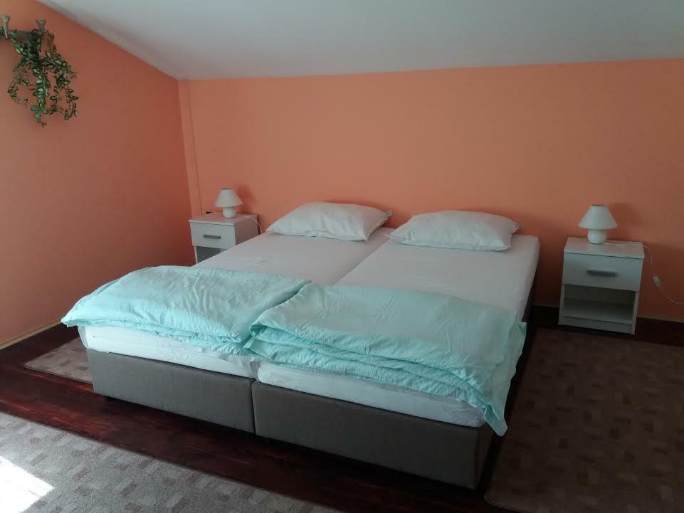 Apartmani Kristanic Karlovac Exteriér fotografie